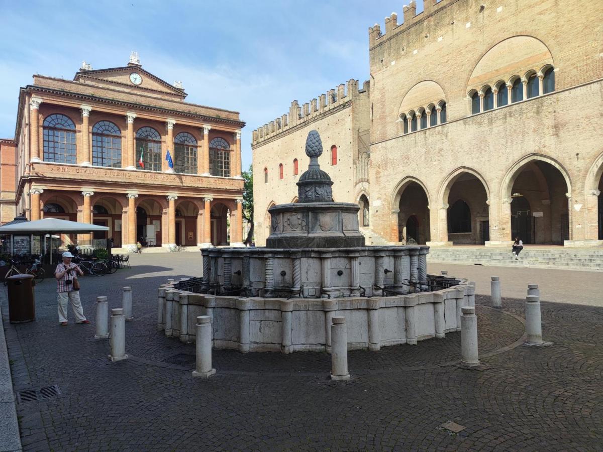 Appartamento In Piazza Cavour Centro Storico Ріміні Екстер'єр фото